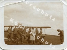 Flieger Pilot Flugzeug Doppeldecker Flugplatz Wetterballon