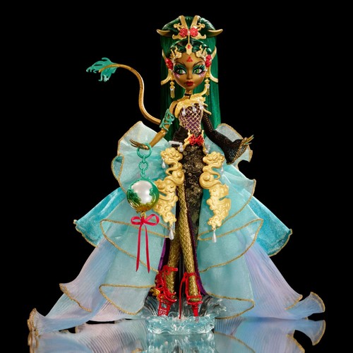 Monster high 2024 fang vote - monster,
