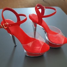 High Heels Plateau Table Dance