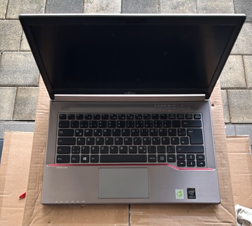 Fujitsu lifebook e744 - lifebook,