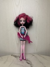 Monster high puppe draculaura