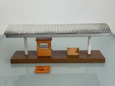 Märklin Spur 0 Bahnsteighalle