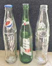 Pepsi Mirinda 7up    Arabische Schrift 