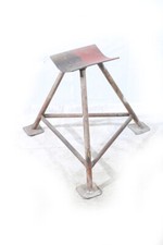 1x Dreibein Stütze Dreibock Bock Bau Rohrablage Handwerker