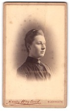 Fotografie Henry Wayland, Blackheath, Rembrandt House, junge Bürgerstochter im  