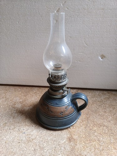 Tisch petroleumlampe oder - tisch,