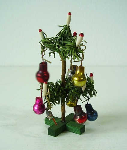 Antiker kleiner puppenstuben - antiker,