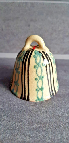 Keramik glocke mit muster - keramik-glocke,