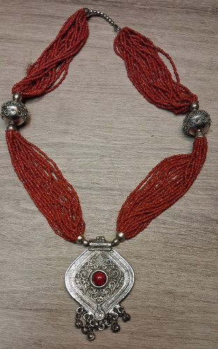 Massives ethno koralle collier - massives, koralle-collier