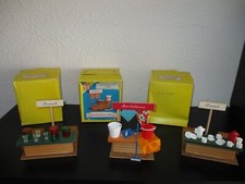 DDR Puppenstuben Zubehör 3 Stück Vero Holz Jahrmarktstände in OVP