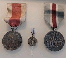 2x Polen Orden Medaille "Für