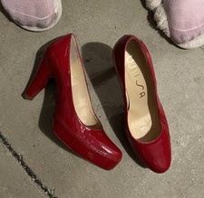 Stewardess Pumps Getragen