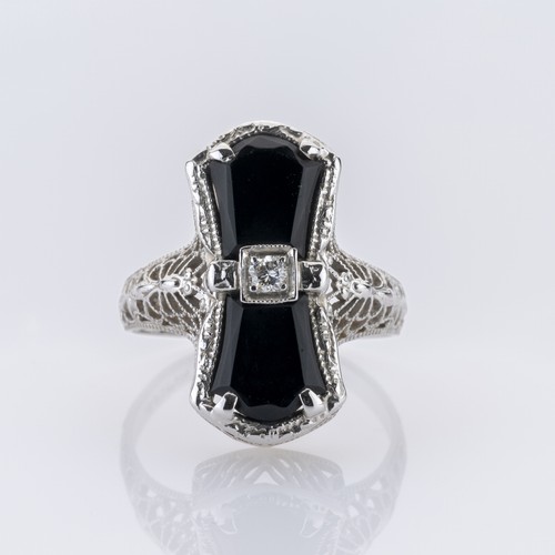 Ring aus 585er weißgold mit - aus,