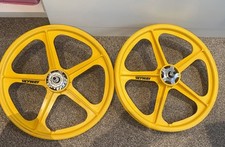 Neuwertiger Skyway Tuff 2 RADSATZ silber Alu Flansch 20" x 1,75 - OLD SCHOOL BMX 