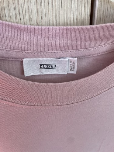 Closed shirt - closed,