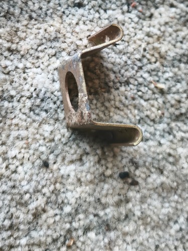 Bremsschlauchhalter für