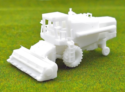 Mähdrescher unbemalt - 1:87,