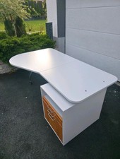 Vitra Schreibtisch Büro mit