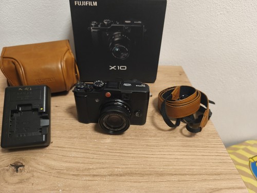 Fujifilm fuji x10 - fujifilm,