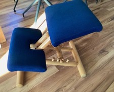 Stokke Kniestuhl Hocker