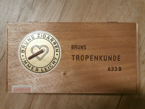 Alte zigarrenkiste aus holz - alte,