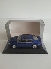 Minichamps VW Phaeton 2002 blau 1:43 Werbemodell WIE NEU !!!! OVP !!!!