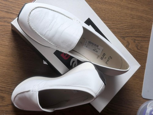 Weiße slipper von ara - von, 6
