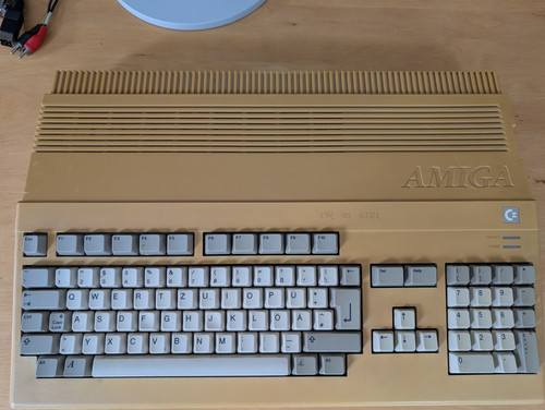 Commodore amiga 500 voll - commodore,