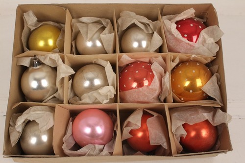Weihnachtskugeln matt