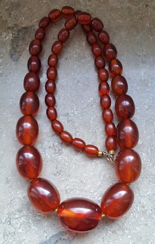 Vintage cherry amber - cherry, bakelite