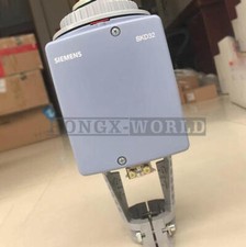 1x   Hydraulic Actuator