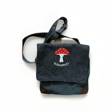 Graue Tasche mit Filz „Glückspilz“