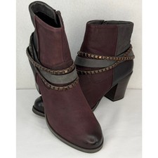 Tamaris NWOT Tora Fleece Lined