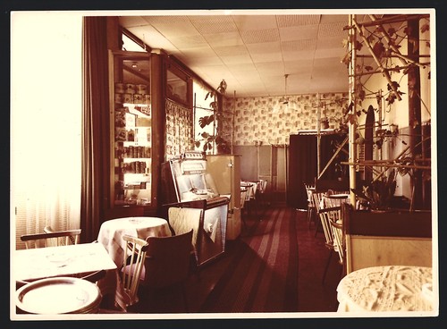 Fotografie cafe innenansicht - cafe,