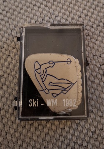 Brosche ski fahren 1982 - brosche,