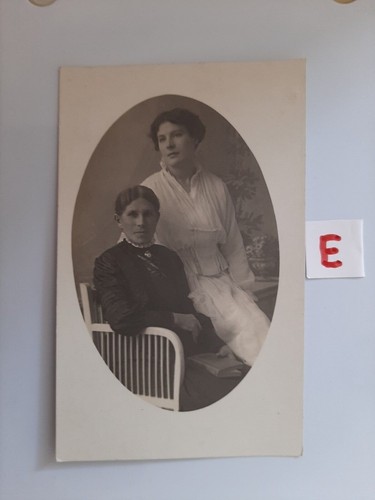 Foto postkarte zwei frauen und - zwei,