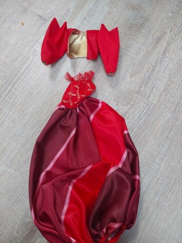 Barbie kleid oscar renta - barbie,
