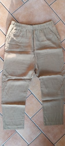 Hose tiefer schritt von - tiefer,