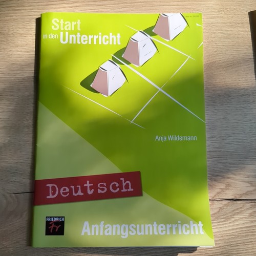 Start den unterricht - in,