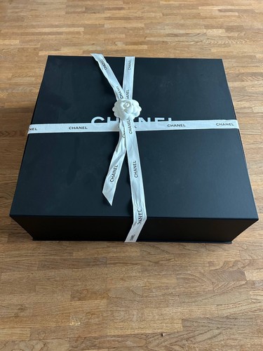 Chanel box karton - chanel,