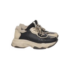 Bronx, Trainingsschuhe