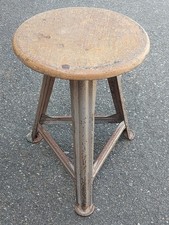 alter Werkstatthocker - Industriedesign Hocker
