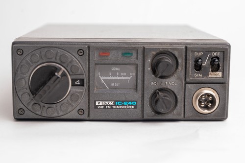 Icom 240 vhf transceiver - fm,