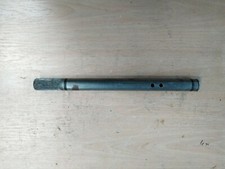  IHC 955 1055 Getriebe Handbremse Handbremswelle 