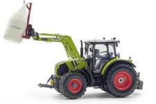 Claas Arion 550 mit Frontlader