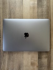 Apple MacBook Pro 13 Zoll (256GB SSD M1, 8GB) Laptop Space Grau - MYD82D/A  2020