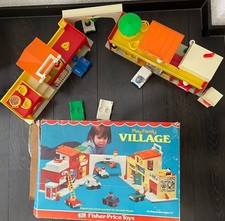 FISHER PRICE LITTLE PEOPLE