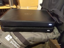 Sky Q 4K Twin SAT Receiver+1 TB HDD