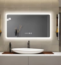 Badspiegel mit LED Beleuchtung