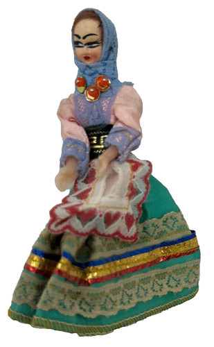 Antike puppe tracht und - in,